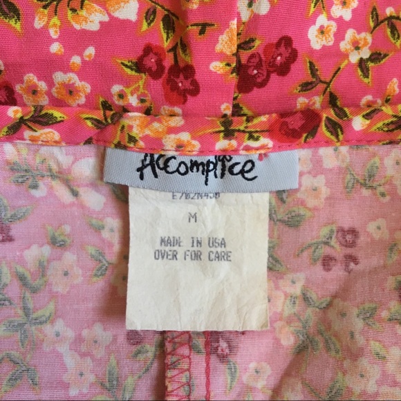 SOLD: Accomplice Vintage Floral Halter Crop Top - Picture 4 of 5